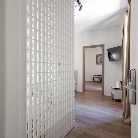 Soho Piaggiarelle By Dasso -